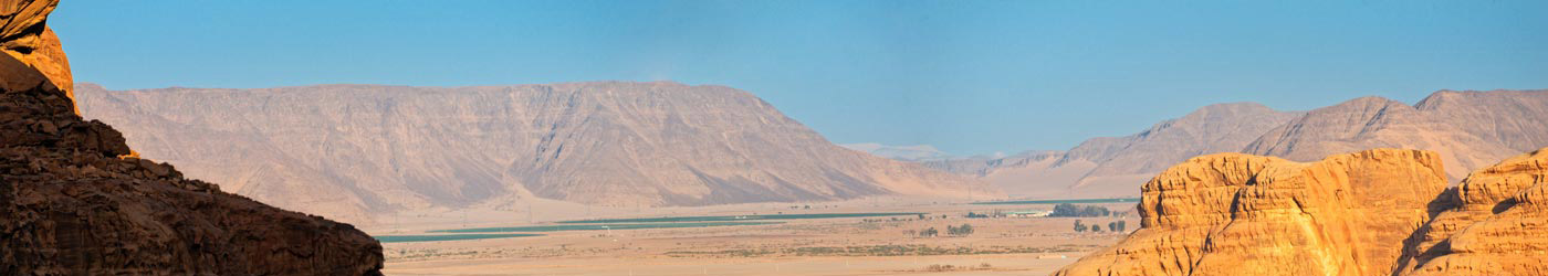 vue desert wadi rum Jordanie Petra groupe voyage visite