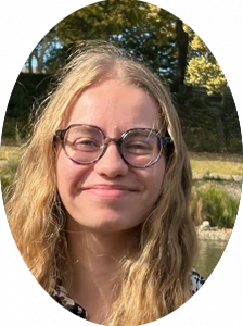 Amandine Remond : assistante de production voyages.